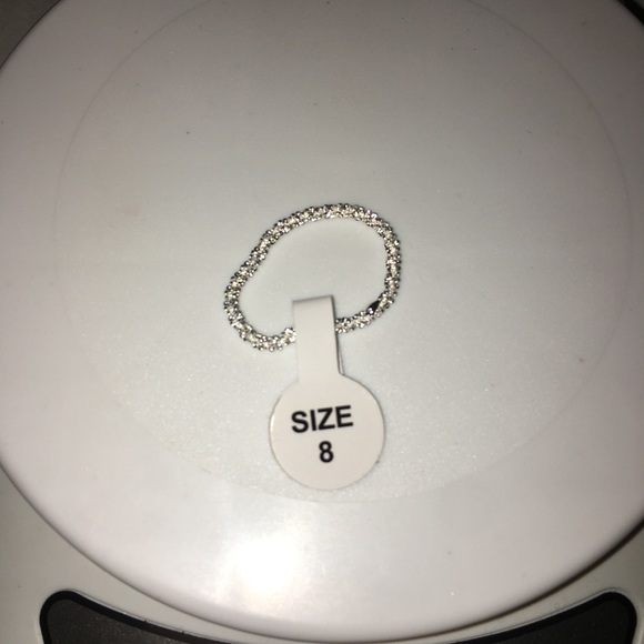 SILVER BROKEN FLOWER BAND RING‼️ - Picture 6 of 8